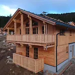 Holzknechthuette * Lachtal