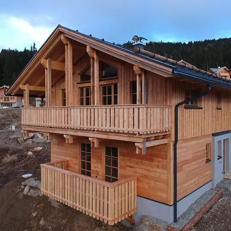 Holzknechthuette * Lachtal
