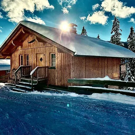 シャレー Holzknechthuette ラッハタール