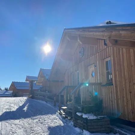 Holzknechthuette * Lachtal