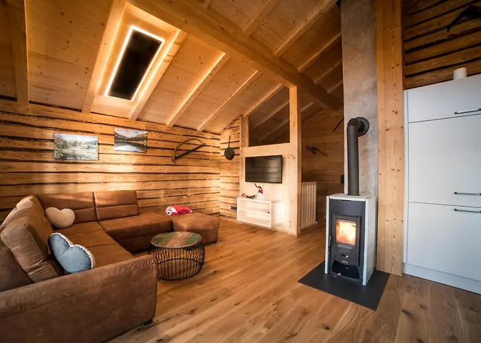 Holzknechthuette Domek alpejski Lachtal